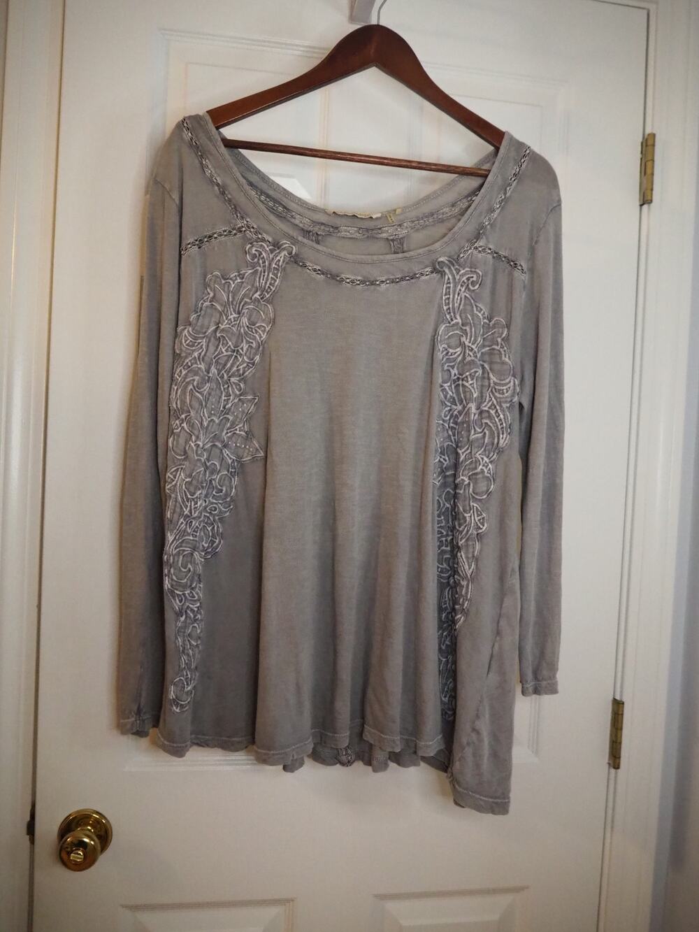 Soft Surroundings Womens L Gray Embroidered Tunic Mineral Wash Boho Long Sleeve